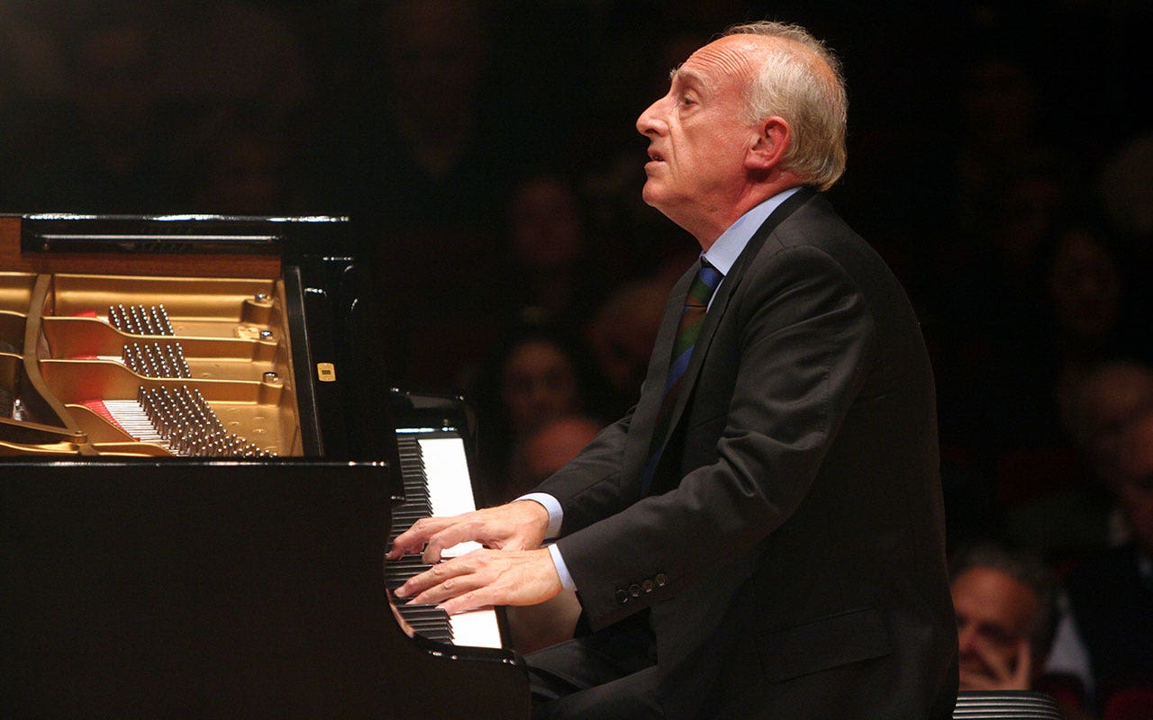 Renowned Pianist Maurizio Pollini Passes Away at 82 Trending News Stories